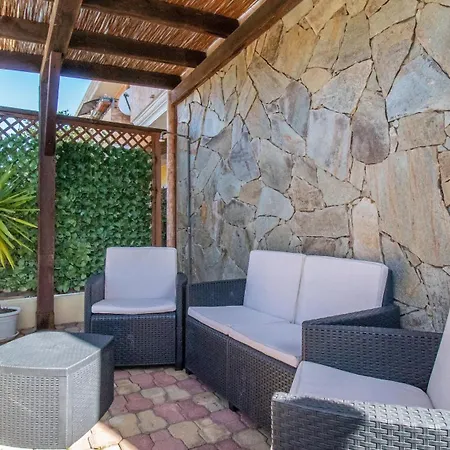 Domus Peppi * Вилласимиус